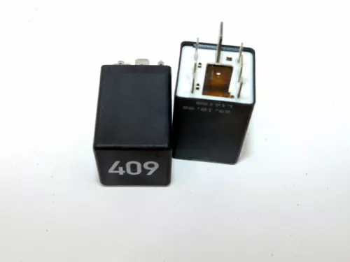 VW Golf 4 Octavia Relais Kraftstoffpumpe 1j0906383 B C 409 (100190)