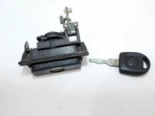VW Golf 3 Limousine Kofferraumschloß Heckschloß Schloß hinten 1x Schlüssel