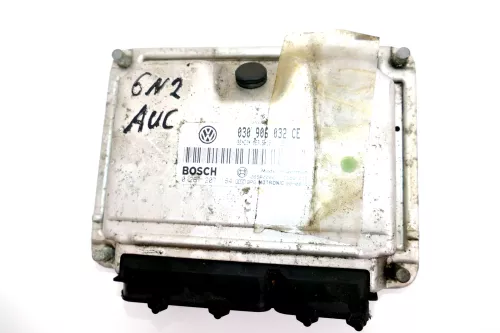VW Polo 6N2 Steuergerät 1,0l 37kw 50PS AUC Motor 030997032HX 030906032CE