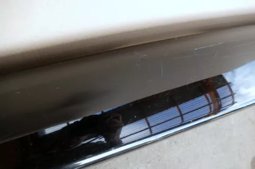 VW Polo 6N Stoßstange hinten Oberteil der 2-geteilte Heckstoßstange schwarz L041 (100309)