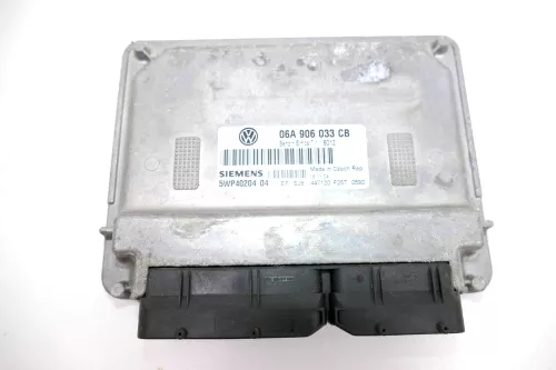 VW Golf 5 Steuergerät Motor 1,6l 75kw BGU 06A906033CB 101PS