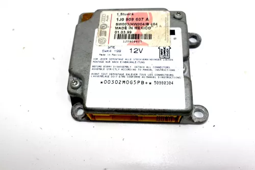 VW Passat 3B Steuergerät Airbag Airbagsteuergerät 1J0909607A 1J0909607