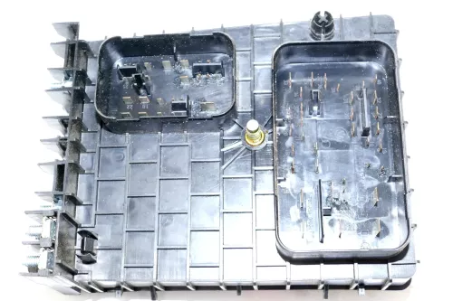 VW Golf 5 Touran Steuergerät Zentralelektrik Sicherungskasten 1K0937124H (100547)
