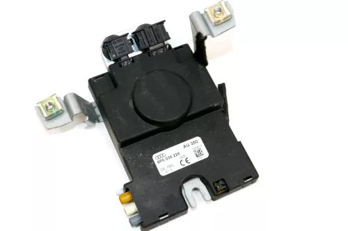 Audi A3 8 Steuergerät Antenne Antennenweiche Weiche 8P0035225 Antennenverstärker