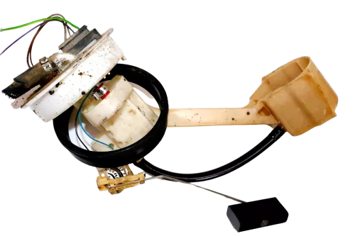 VW Passat 3B Geber für Kraftstoffvorratsanzeige (KEINE Pumpe) 8E0919673G (100597)