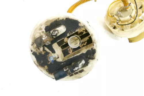 VW Passat 3B Benzinpumpe Tankpumpe Pumpe Kraftstofffördereinheit 8D0201319 A6 (100599)