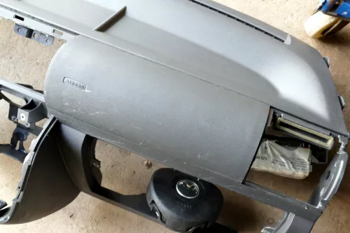 VW Fox 5Z Armaturenbrett Cockpit Amaturbrett - Schalttafel (100651)