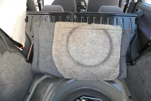 VW Polo 6N Kofferraumteppich Teppich Kofferraum hinten schwarz (100785)