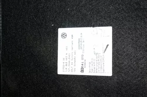 VW Golf 4 Variant Kombi Verkleidung Teppich Kofferraum Kofferraumteppich schwarz