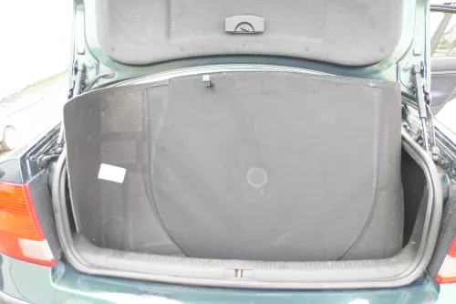 VW Passat 3B Limousine Verkleidung Teppich Kofferraum Kofferraumteppich schwarz (100989)