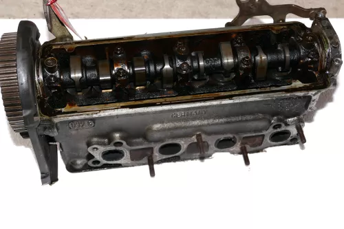 VW Polo 6N Ibiza Zylinderkopf Kopf Ventile 1,0 33kw 45PS AEV Motor 1043cm²