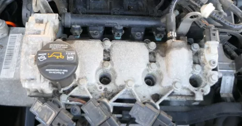 Polo 9N3 Ibiza Kopf Zylinderkopf Ventile 1,2 40KW 54PS AWY BMD BBM CHFA (101592)