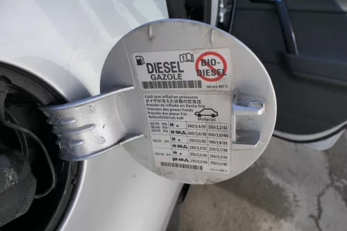 VW Polo 9N3 9N Tankdeckel Klappe Tankklappe Deckel Tank silber LA7W (101992)