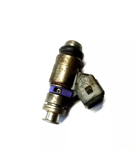 VW Bora Golf 4 Einspritzdüse Düse 036031A 036906031A 1,6 16V ATN AUS 77kw 105PS (102396)