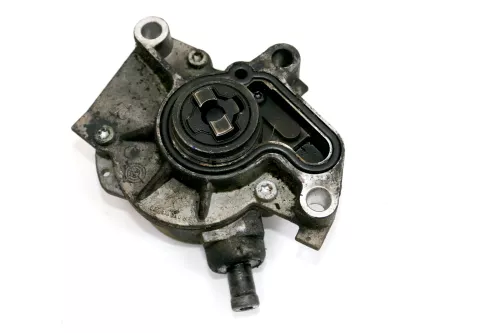 VW Golf 4 Bora A3 1,9 TDI Unterdruckpumpe Vakuumpumpe 038145101A AGR ALH AHF ASV