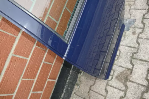 VW Golf 4 Bora Tür hinten links nur Kombi / Variant blau LA5G (102999)