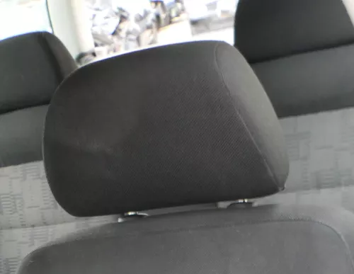 n VW Passat 3B 3BG Kopfstütze Sitz Sitze vorne rechts oder links schwarz