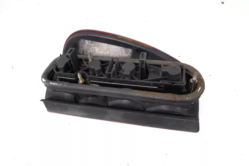 VW Caddy 9K Rücklicht hinten links Rückleuchte Heckleuchte Lampenträger (103265)