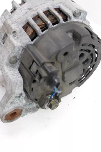 VW Passat 3BG Audi A4 B5 Lichtmaschine Generator 06B903016D 90A (103908)