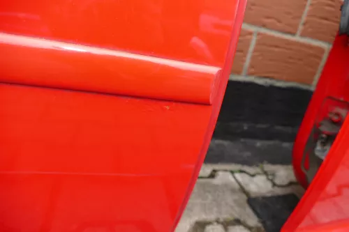 VW Bora Tür hinten rechts nur Limousine rot LP3G (ohne die große Scheibe) (103937)
