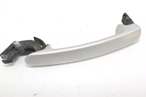 VW Polo 9N Golf 4 Türgriff vorne / hinten / links / rechts 3B0837207 silber