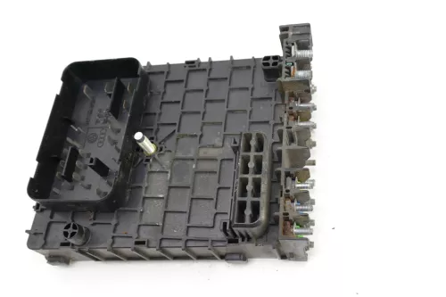 VW Passat 3C Steuergerät Zentralelektrik Sicherungskasten 3C0937125 (104118)