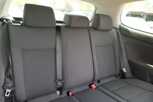 VW Golf 5 V Sitz Sitze hinten Rückbank Rücksitzbank Sitzfläche Lehne -OHNE KOPFS (104226)