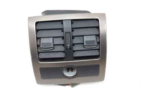 Audi A6 4B Lüftungsdüse Düse Lüftung hinten in der Mitte 4B0819203F