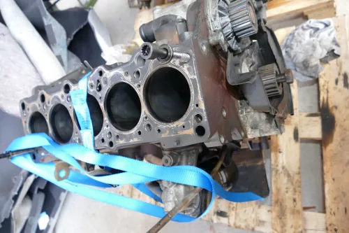 VW T4 Motorblock Motor ohne Kolben 2,4 D 57kw 68PS ca.158.000km  AAB (104658)