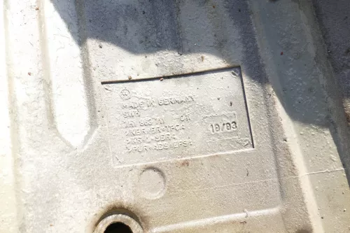 VW T5 Teppich Innenraumteppich Innen Boden Beodenbelag vorne Gummi Vorne (104694)