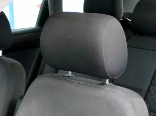Audi A4 B5 A6 4B Kopfstütze vorne vorn oder hinten onyx dunkel (104817)