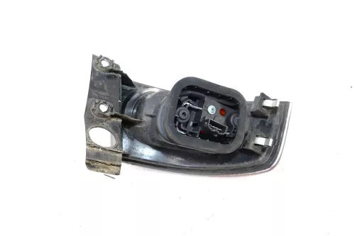 Seat Ibiza 6L Rücklicht hinten rechts außen Rückleuchte Heckleuchte Lampenträger (104909)