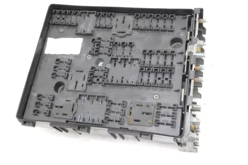 VW Golf 5 Touran Steuergerät Zentralelektrik Sicherungskasten 1K0937124K (104980)