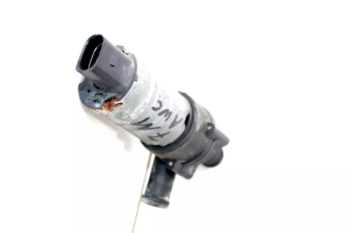 VW T4 Golf 3 V6 Zusatzkühlmittelpumpe Zusatzwasserpumpe Standheizung 1J0965561A (105033)