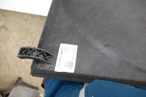 Audi A6 4B Avant Kombi Verkleidung Teppich Kofferraum Kofferraumteppich 359 onyx (105110)