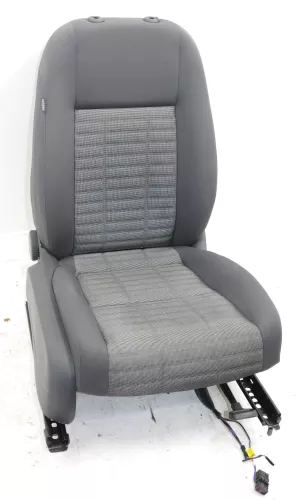 VW Golf 5 V Sitz Beifahrersitz vorne rechts 4/5-Türer auch Kombi