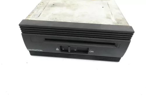 VW Passat 3B 3BG  Navi Navirechner Steuereinheit 4D0919887D Bedienteil Rechner