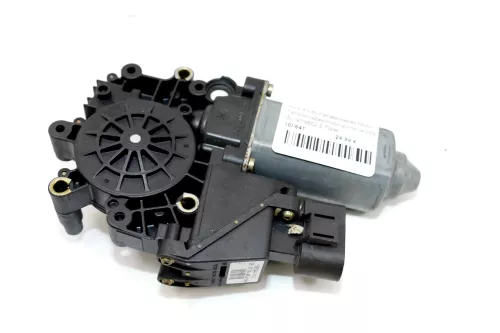 Audi A3 8L Fensterheber Motor vorne rechts 8L3959802 nur beim 2/3-Türer (105641)