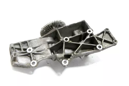 VW Passat 3B A4 Halter Konsole Lichtmaschine Träger 1,6 ALZ 75kw 06B903141H ALT (105745)