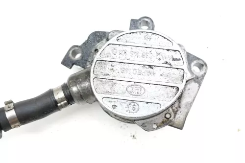 VW Golf 4 Bora A3 1,9 TDI Unterdruckpumpe Vakuumpumpe 038145101B AGR ALH AHF ASV