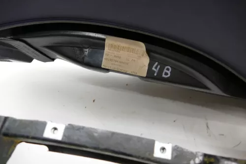 Audi A6 4B Armaturenbrett Cockpit Amaturenbrett Bj.2000 blau maritim (106151)