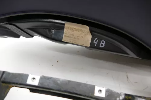 Audi A6 4B Armaturenbrett Cockpit Amaturenbrett Bj.2000 blau maritim (106151)