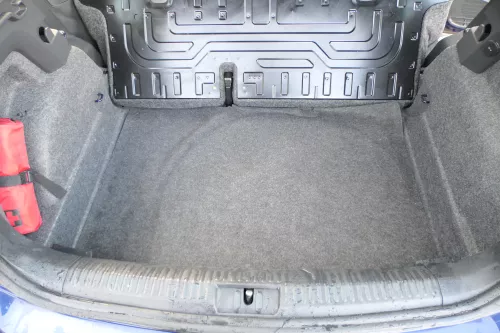 VW Polo 6R Verkleidung Teppich Kofferraum Kofferraumteppich Boden (106169)