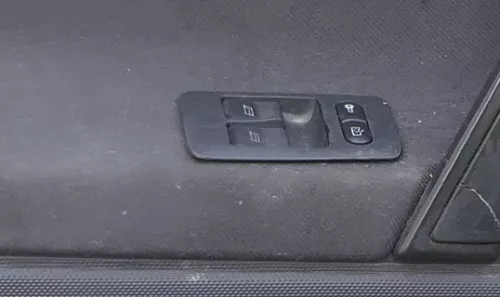 VW Polo 6N2 Schalter elektrischer Fensterheber elektrisch Schaltereinheit links (106599)