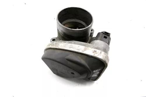 VW Golf 4 Bora Drosselklappe 036133062A/M 1,6 16V 77kw 105PS BCB AUS AZD Motor