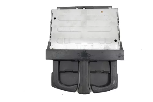 VW Golf 4 Bora Becherhalter Getränkehalter Halter Getränke (N) übern Radio