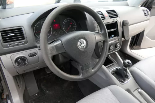 VW Golf 5 Armaturenbrett Cockpit Amaturbrett - ohne Anbauteile - Farbe Grau