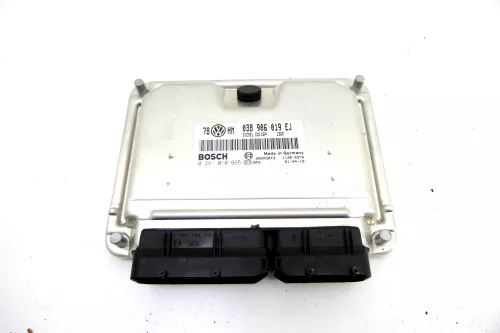 VW Passat 3BG Steuergerät Motor Motorsteuergerät 1,9 TDI 74kw AVB 038906019EJ (107642)