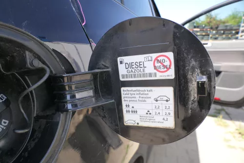 VW Golf 5 Plus 5M1 V Tankdeckel Klappe Tankklappe Deckel Tank schwarz LC9Z (107718)