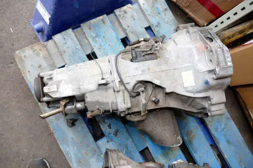 VW Passat 3B GETRIEBE DVT 2,3 V5 110kw 150PS (von Motor AGZ) 145.000km